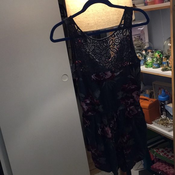 Floral romper - Picture 5 of 5